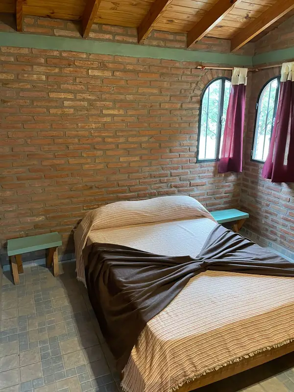 Dormitorio matrimonial de la Cabaña Simple